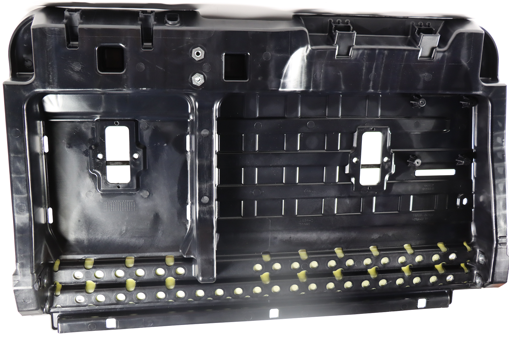 2022toyotatundraseatback_basftoyotallpflexngate CCS™ Explained in 2022 Toyota Tundra™ Composite Seatback Design in March 2023 Issue of CompositesWorld