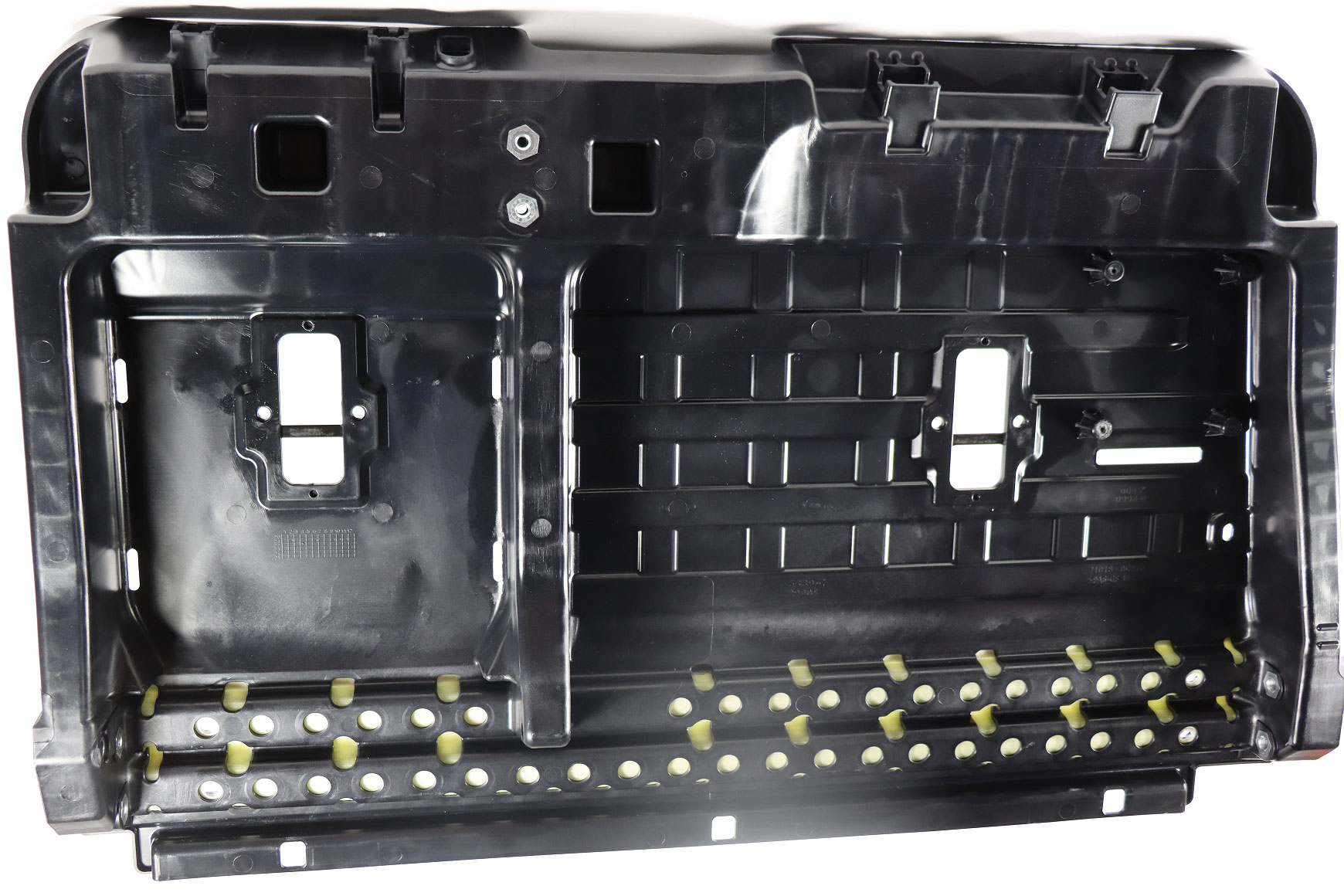 2022toyotatundraseatback_basftoyotallpflexngate BASF, Flex-N-Gate, L&L Products and Toyota Named as Finalists for the 2023 JEC Innovation Award for Composite Seatback Design on 2022 Toyota Tundra